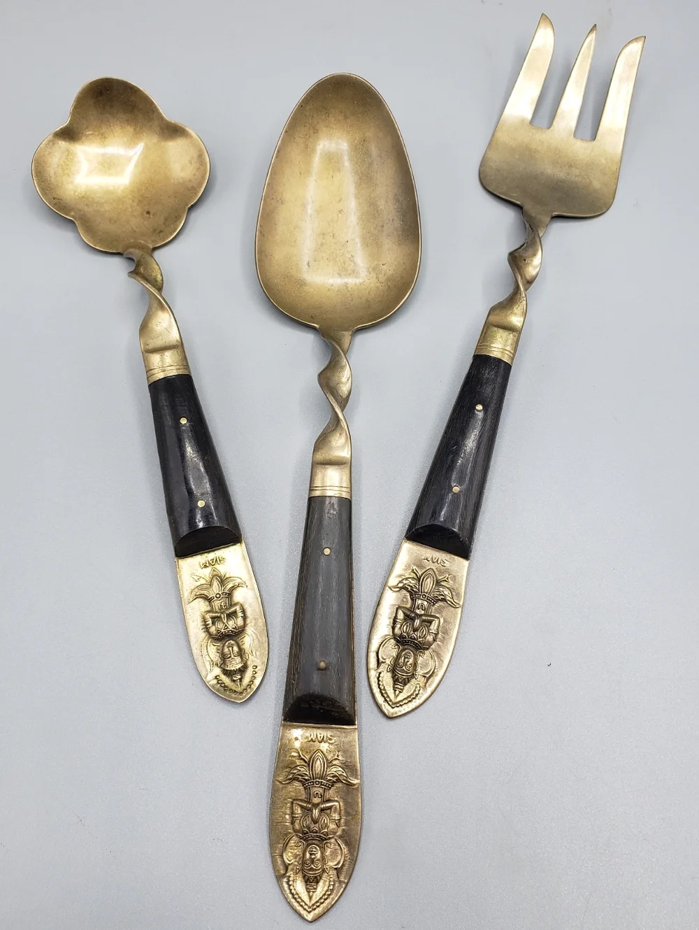3p Brass Serving Set w/Twisted Details & Dark Wood Handles -Vintage Siam Buddha